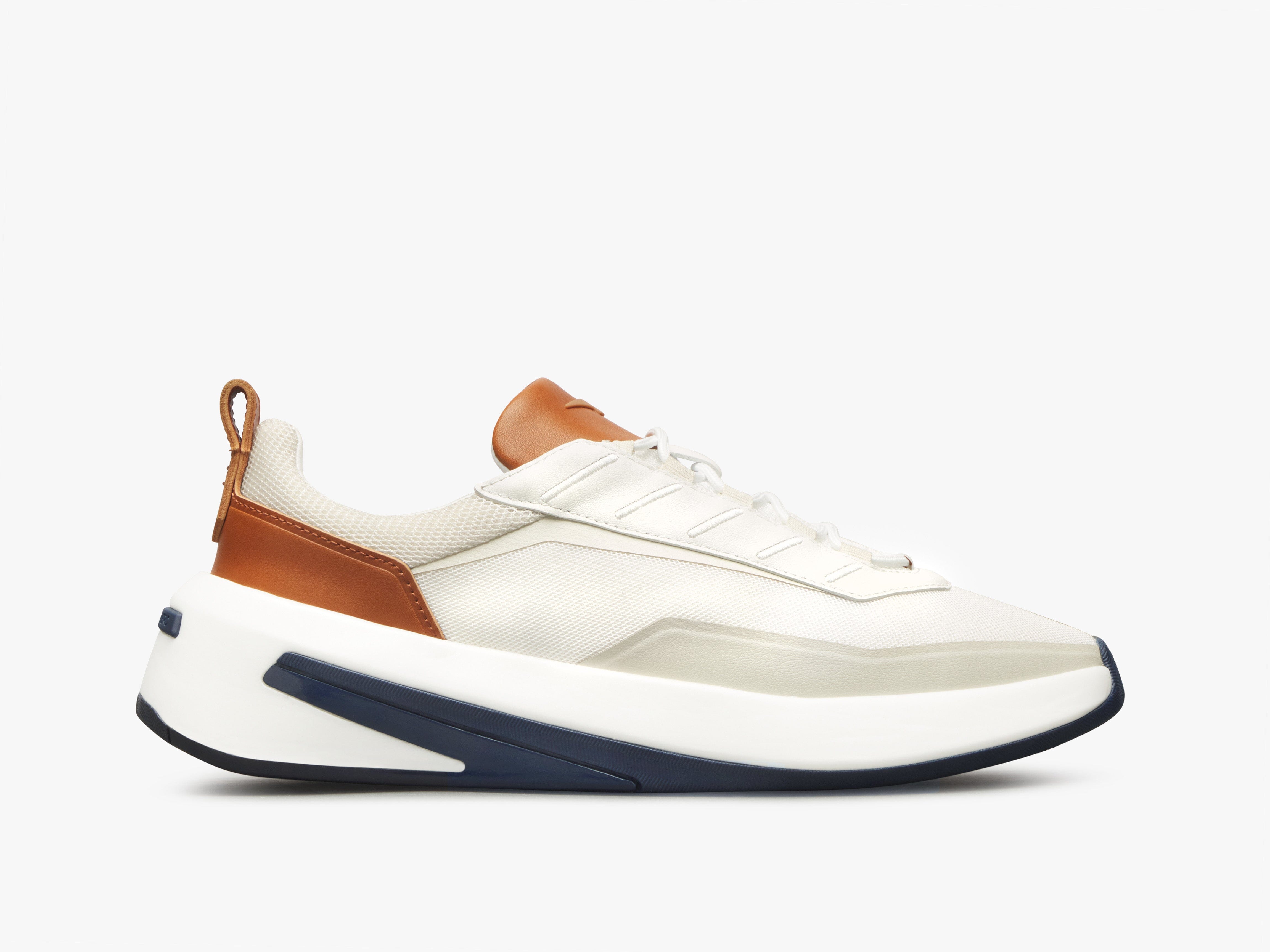 ドゥロワーカシミヤ100オフホワイト SuperCrossover Trainer – Wolf & Shepherd