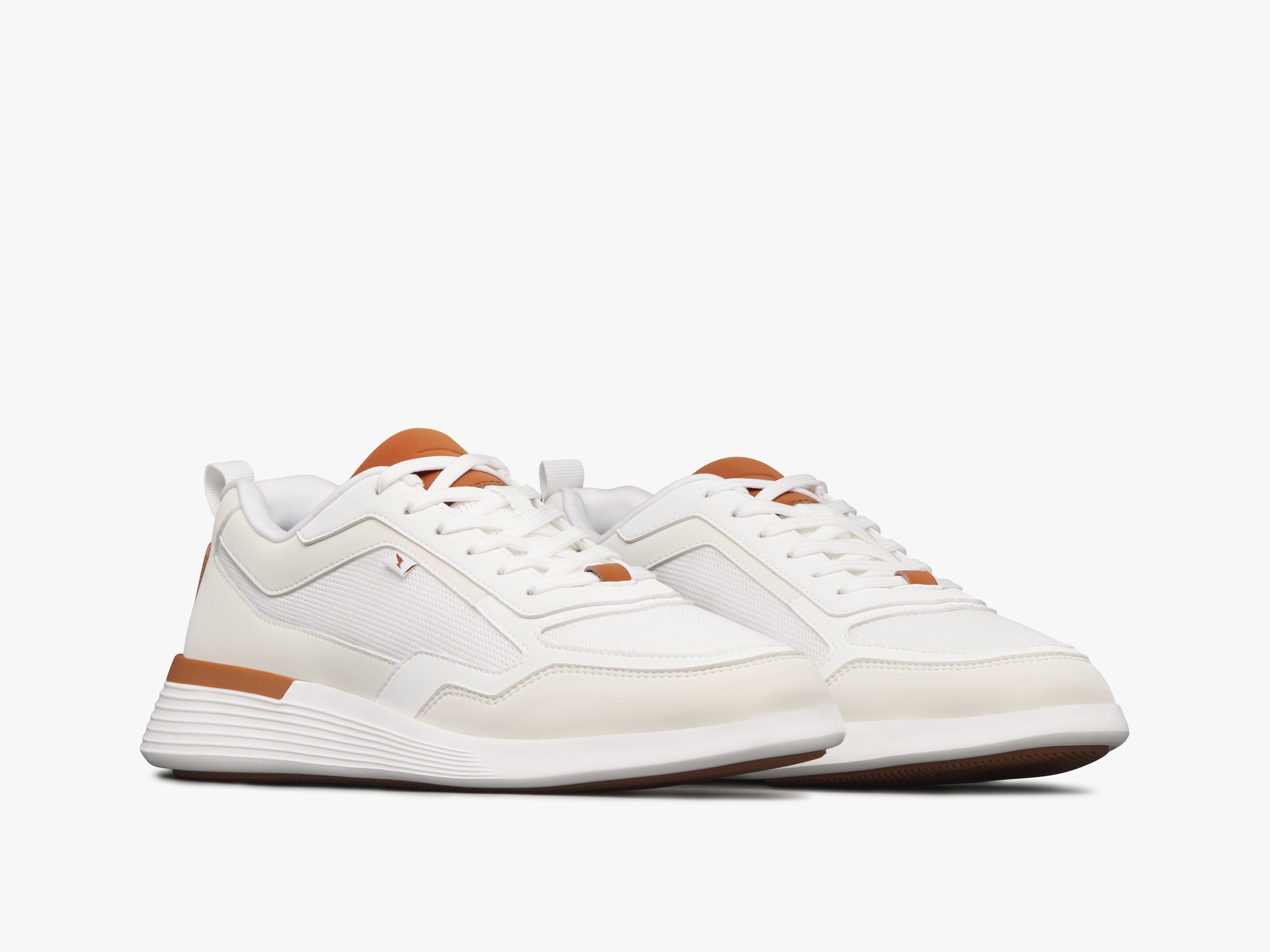 Crossover™ Runner Sport | Lighter. Cooler. Faster. | WOLF