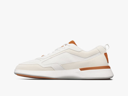 Mens Crossover™ Runner Sport White / White  View 2