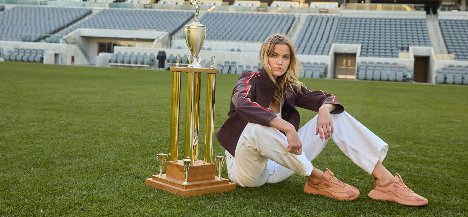 Toro Max Sport Women - Desktop Banner 1.jpg