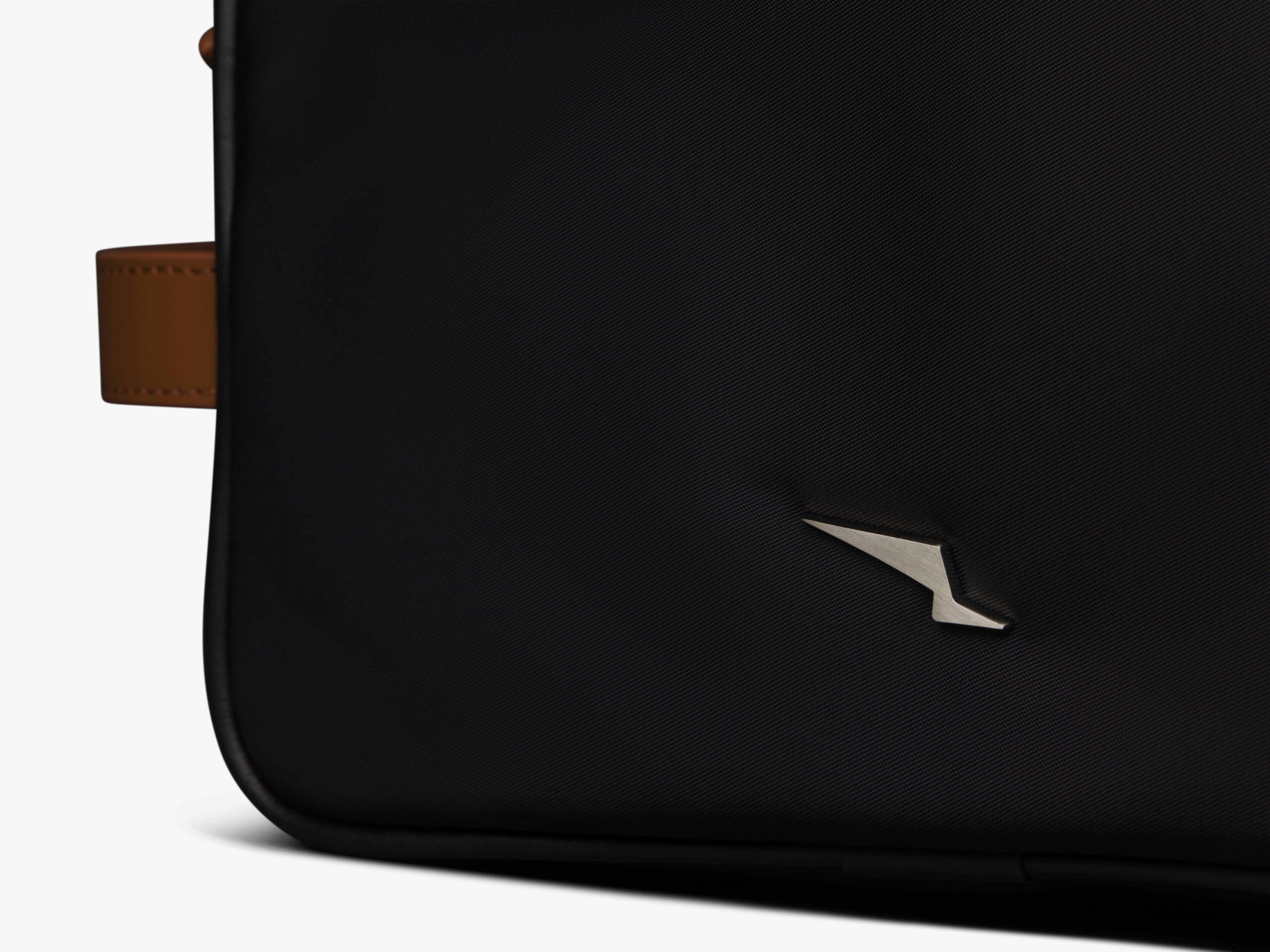 W&S Dopp Kit | Accessories | WOLF & SHEPHERD – Wolf & Shepherd