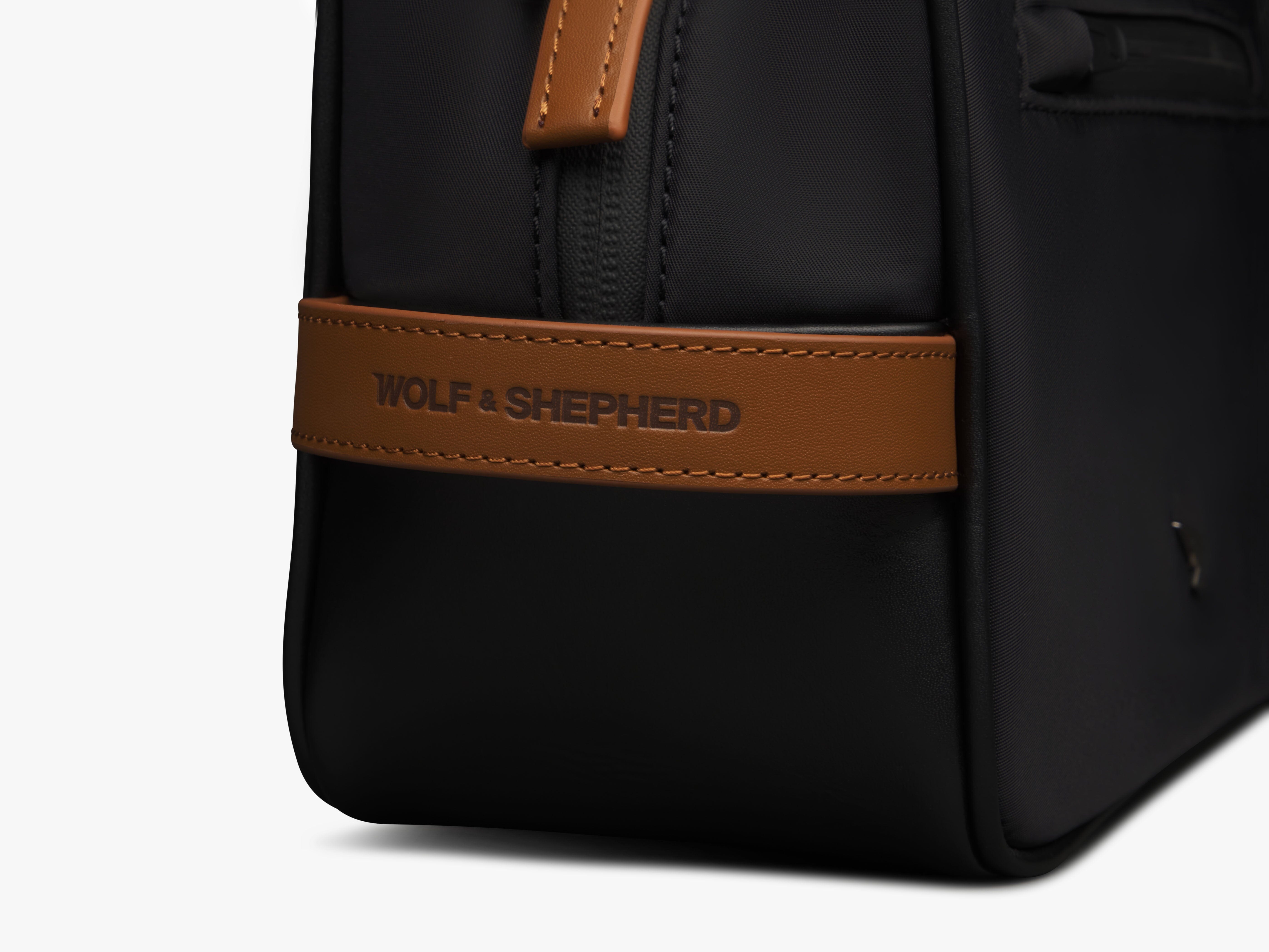 W&S Dopp Kit | Accessories | WOLF & SHEPHERD – Wolf & Shepherd