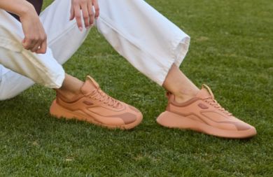 Womens Toro Max Sport apricot-apricot  View 2