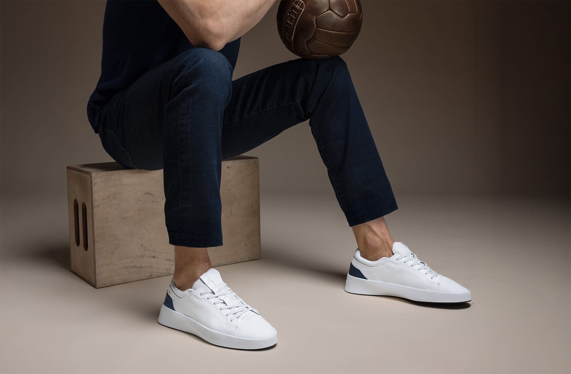 Cruise™ Lo Sport | A Sleeker Sneaker | WOLF & SHEPHERD – Wolf