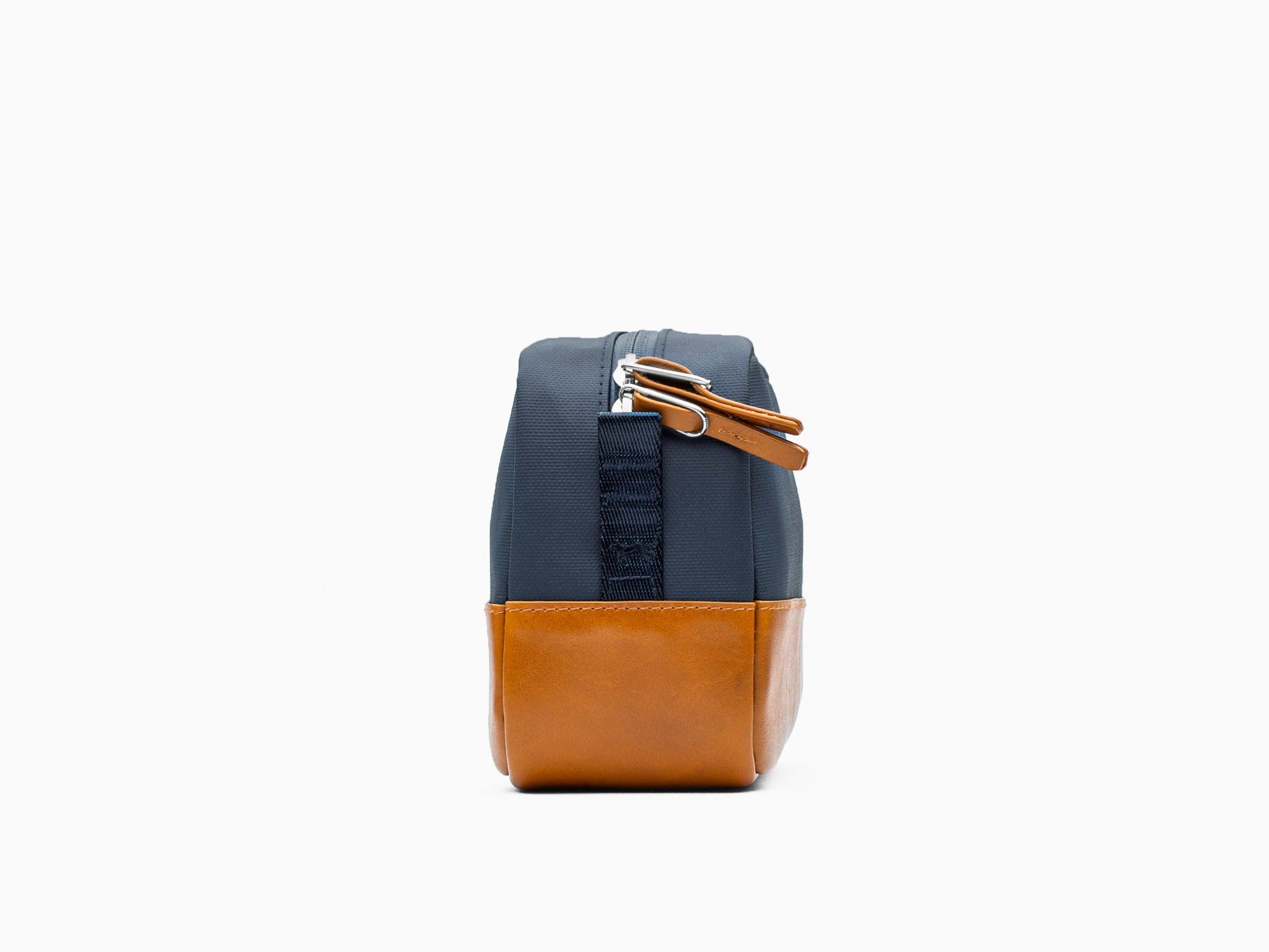 Wolf & Shepherd Dopp Kit - Thumbnail 4